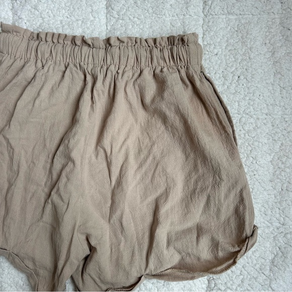 SHEIN Tan High Waist Shorts with Elastic Waistband - Picture 9 of 13